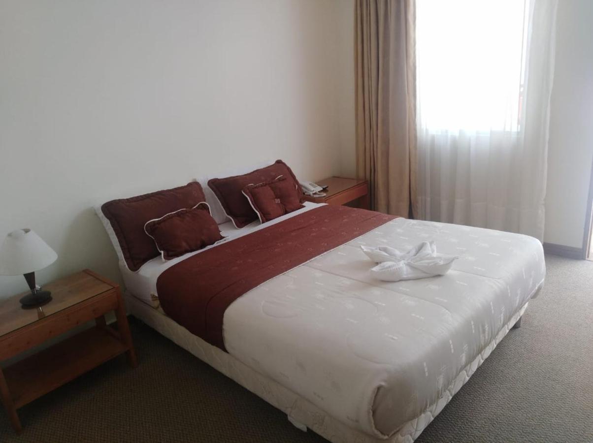 בוגוטה Hotel Casa La Riviera מראה חיצוני תמונה