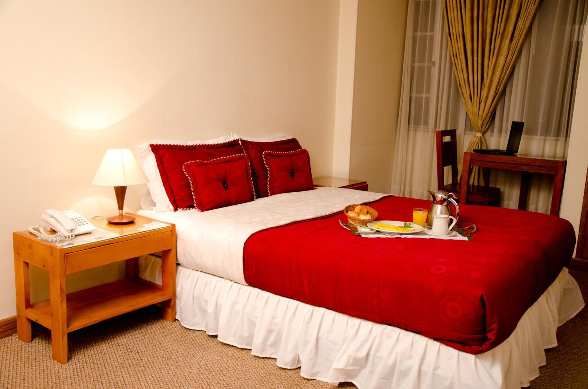 בוגוטה Hotel Casa La Riviera מראה חיצוני תמונה