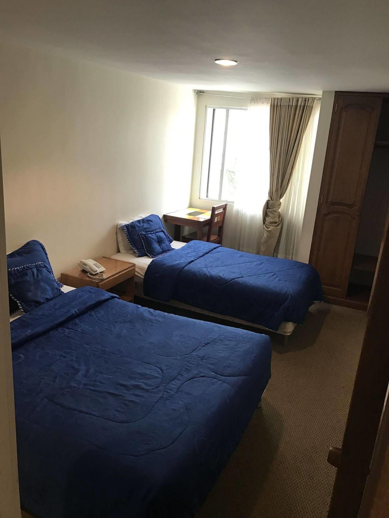 בוגוטה Hotel Casa La Riviera מראה חיצוני תמונה
