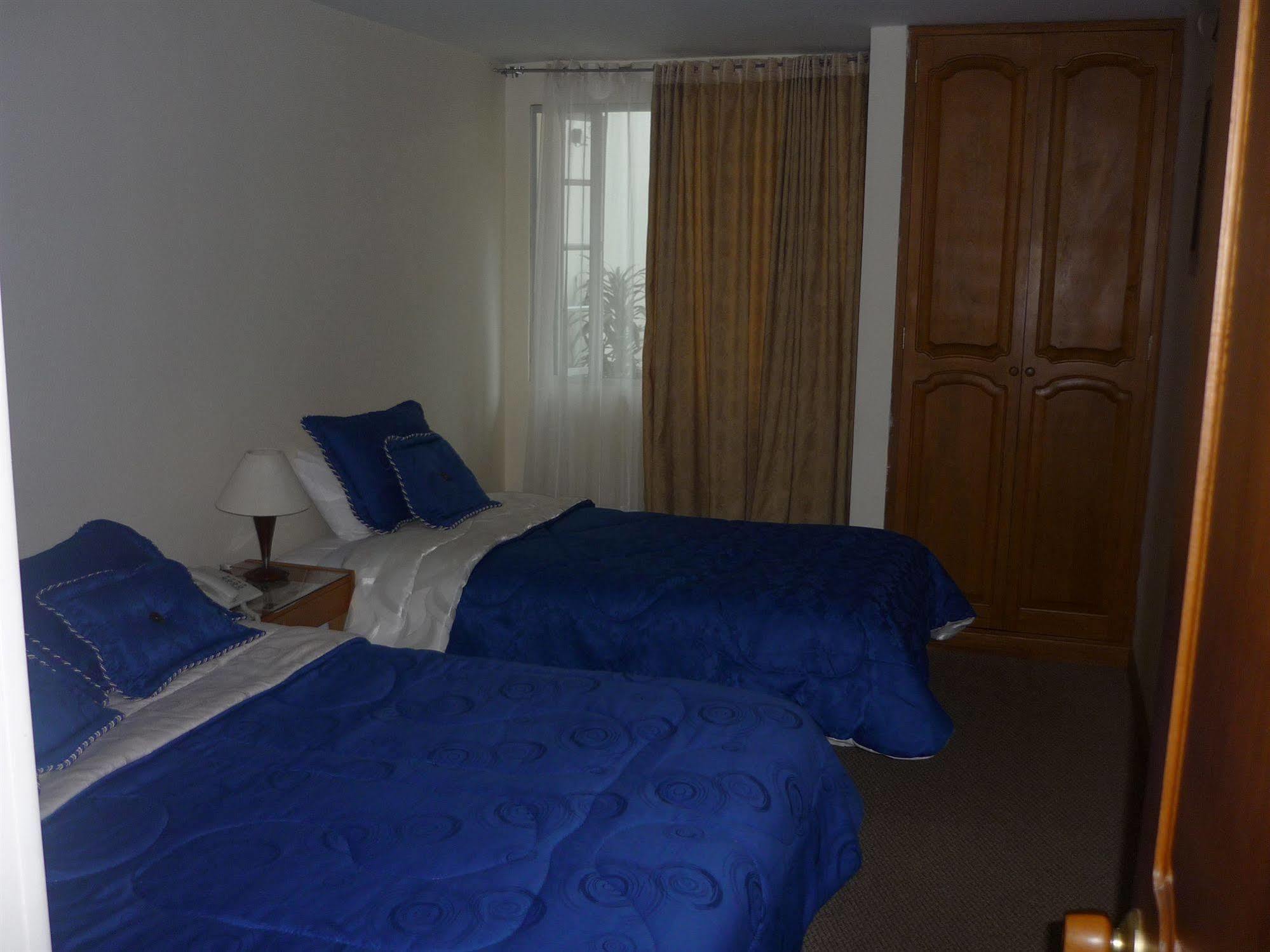 בוגוטה Hotel Casa La Riviera מראה חיצוני תמונה