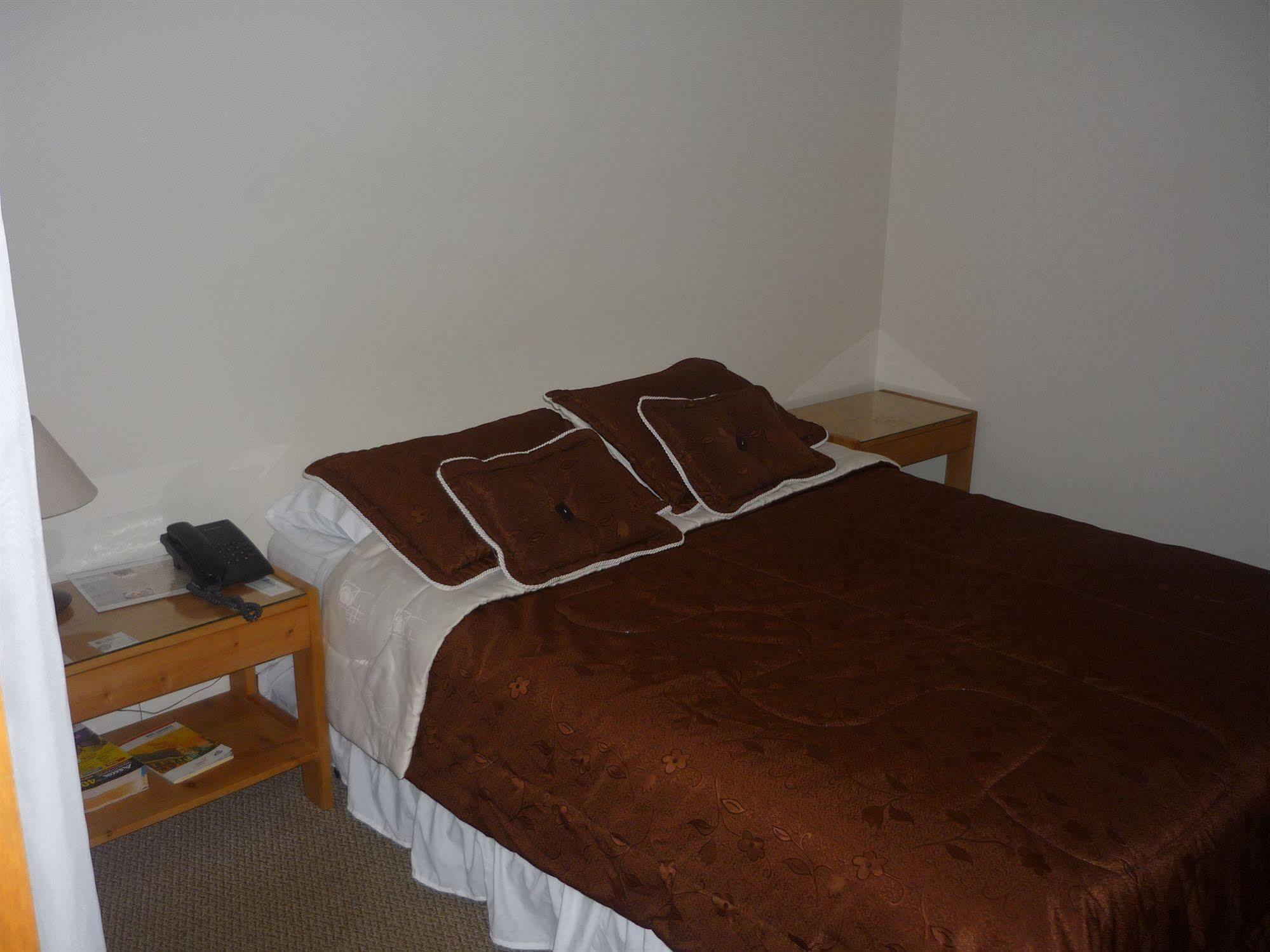 בוגוטה Hotel Casa La Riviera מראה חיצוני תמונה